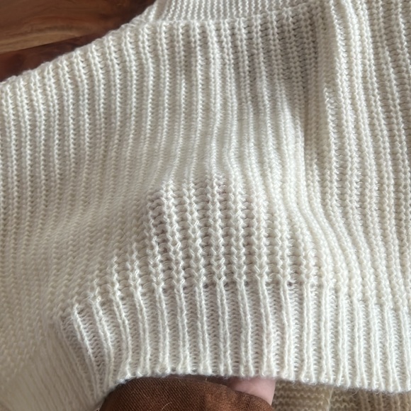 Hand knit Loose Cropped Cardigan Sweater with 3D Fuzzy Peaches women’s med/lrg - Picture 8 of 14